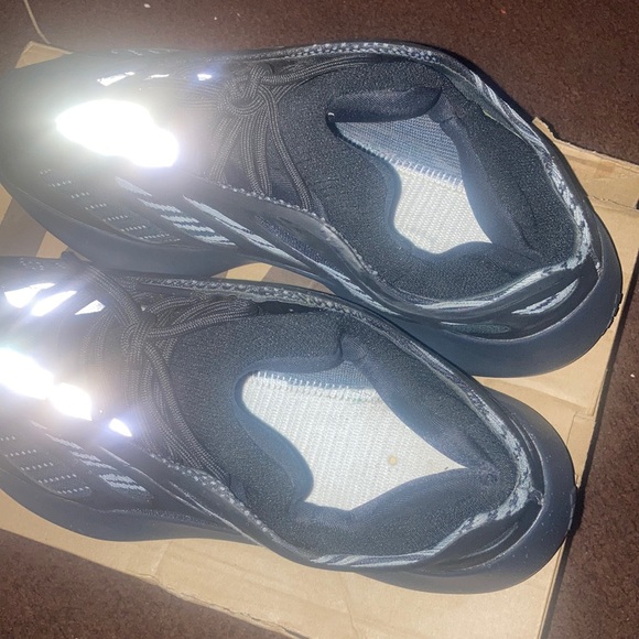 Yeezy 700